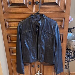 Leonardo dark brown leather jacket purchased in Italy. Very soft leather.